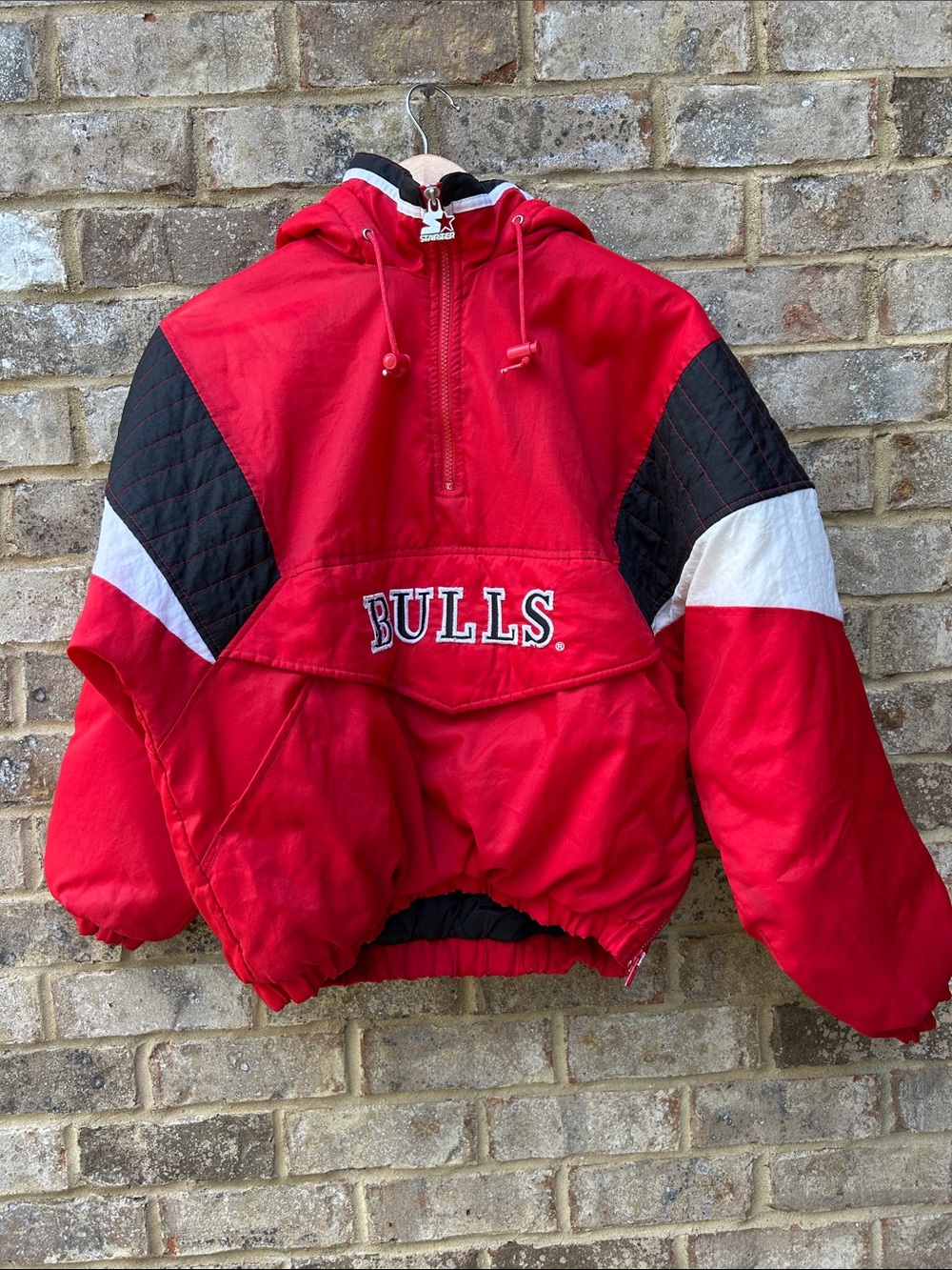 Retro Chicago Bulls Starter Jacket – Size Large